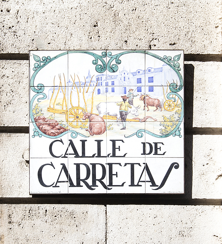 cartel carretas apartments